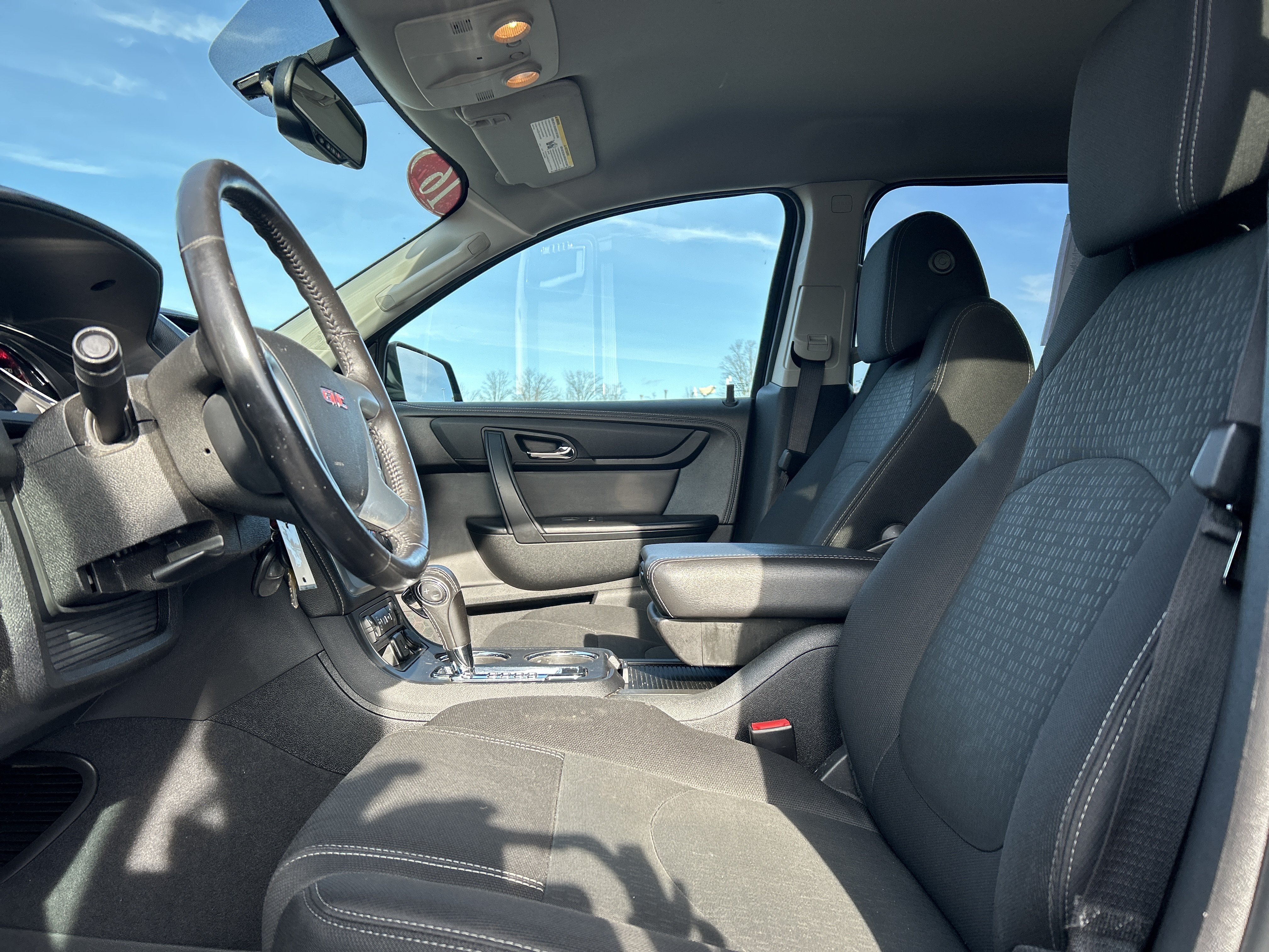 Used 2016 GMC Acadia SLE AWD/4WD image 10