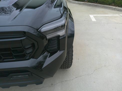 Used 2025 Toyota Tacoma TRD Pro image 7