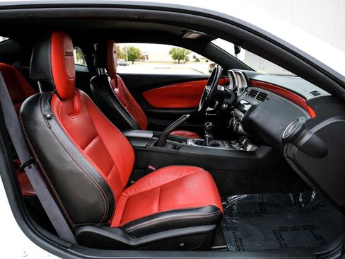 Used 2011 Chevrolet Camaro SS w/ RS Package image 30