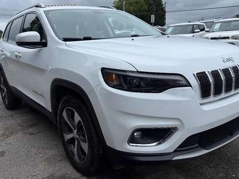 Used 2019 Jeep Cherokee Limited w/ Trailer Tow Group AWD/4WD image 4