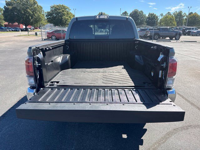 Used 2023 Toyota Tacoma TRD Off-Road AWD/4WD image 20