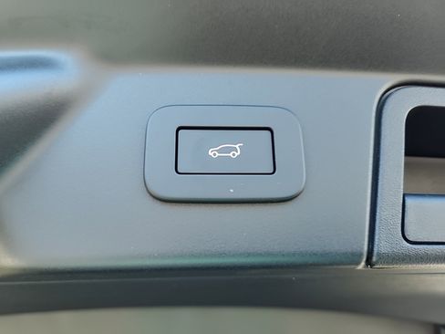 Certified 2026 Land Rover Range Rover Velar S image 14