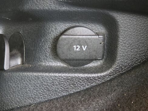 Used 2015 Volkswagen Golf TDI S FWD image 29
