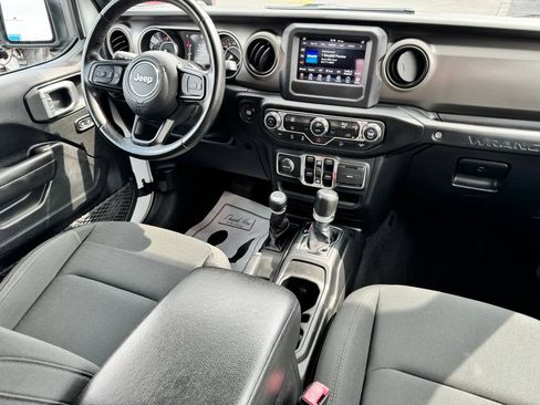 Used 2021 Jeep Wrangler Unlimited Sport AWD/4WD image 12
