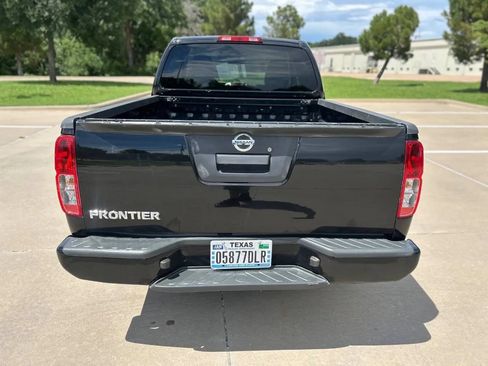 Used 2019 Nissan Frontier S RWD image 7