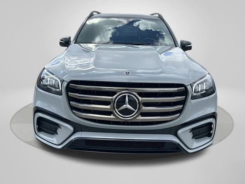 Used 2024 Mercedes-Benz GLS 450 4MATIC w/ AMG Line Exterior image 2