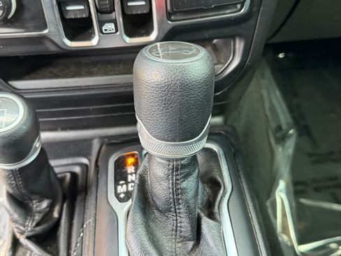 Used 2020 Jeep Wrangler Unlimited Sport S AWD/4WD image 27