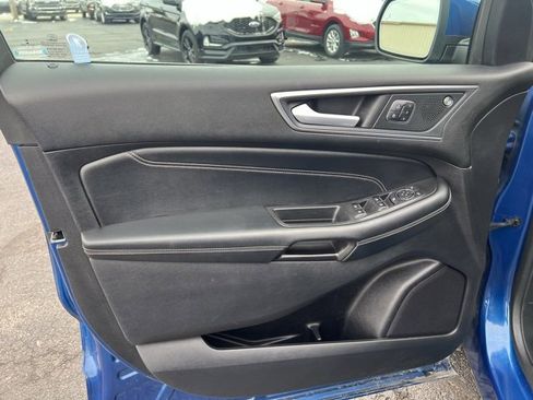 Used 2021 Ford Edge Titanium w/ Equipment Group 301A image 27