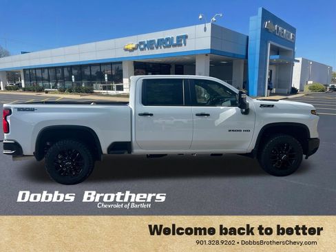 New 2026 Chevrolet Silverado 2500 LT w/ Trail Boss Package AWD/4WD image 9