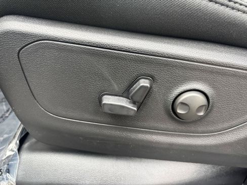 New 2026 RAM 1500 Big Horn AWD/4WD image 21