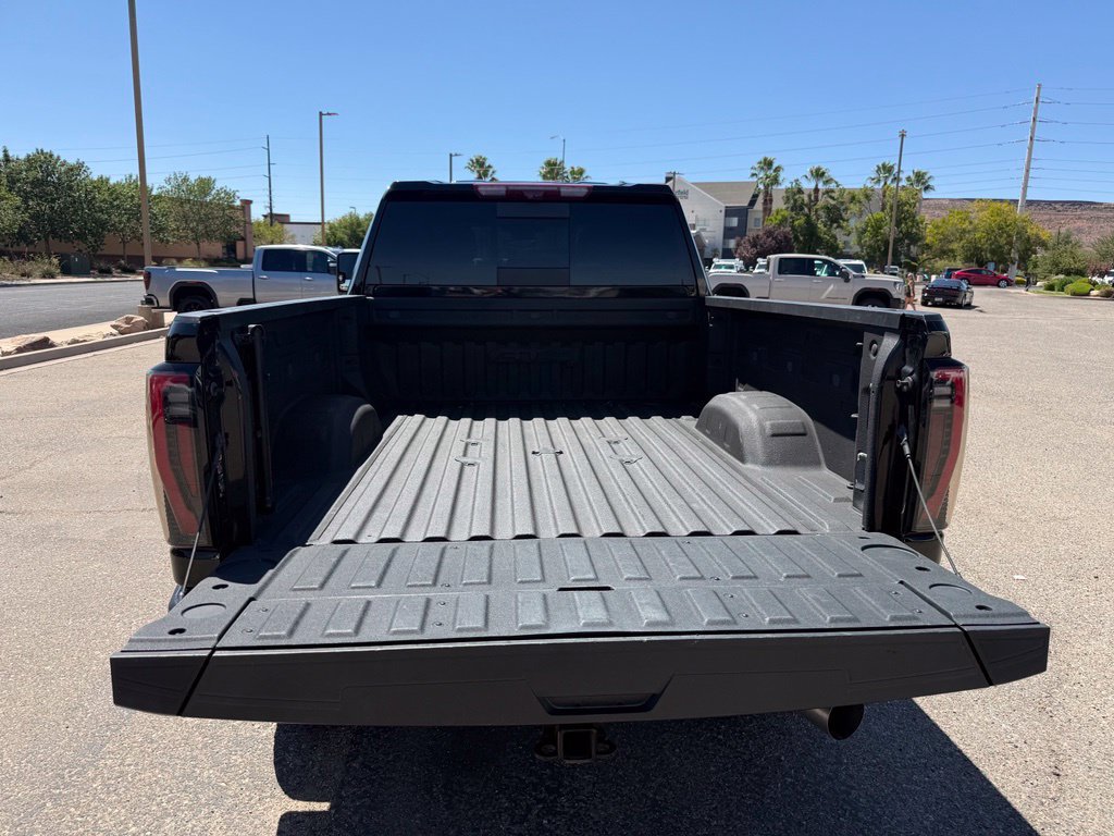 Used 2024 GMC Sierra 3500 AT4 w/ AT4 Premium Plus Package AWD/4WD image 24