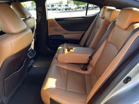 Used 2021 Lexus ES 350 w/ Premium Package image 38