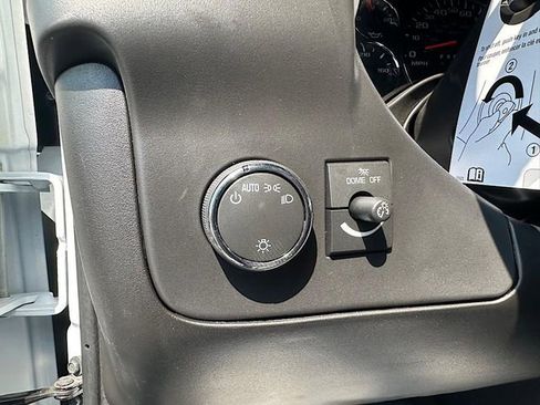 New 2025 Chevrolet Express 3500 Work Van w/ Driver Convenience Package image 15