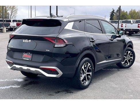 Used 2023 Kia Sportage EX AWD/4WD image 15