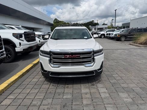 Used 2020 GMC Acadia SLT w/ Trailering Package FWD image 3