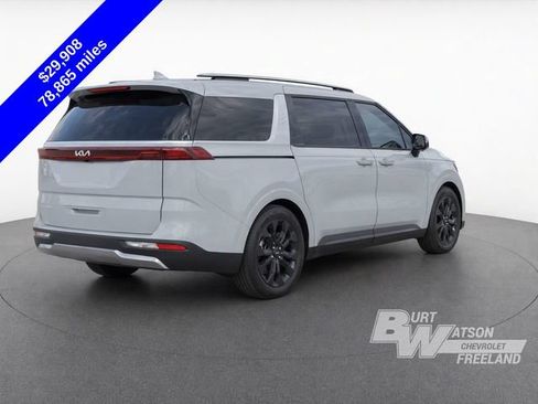 Used 2023 Kia Carnival SX FWD image 5