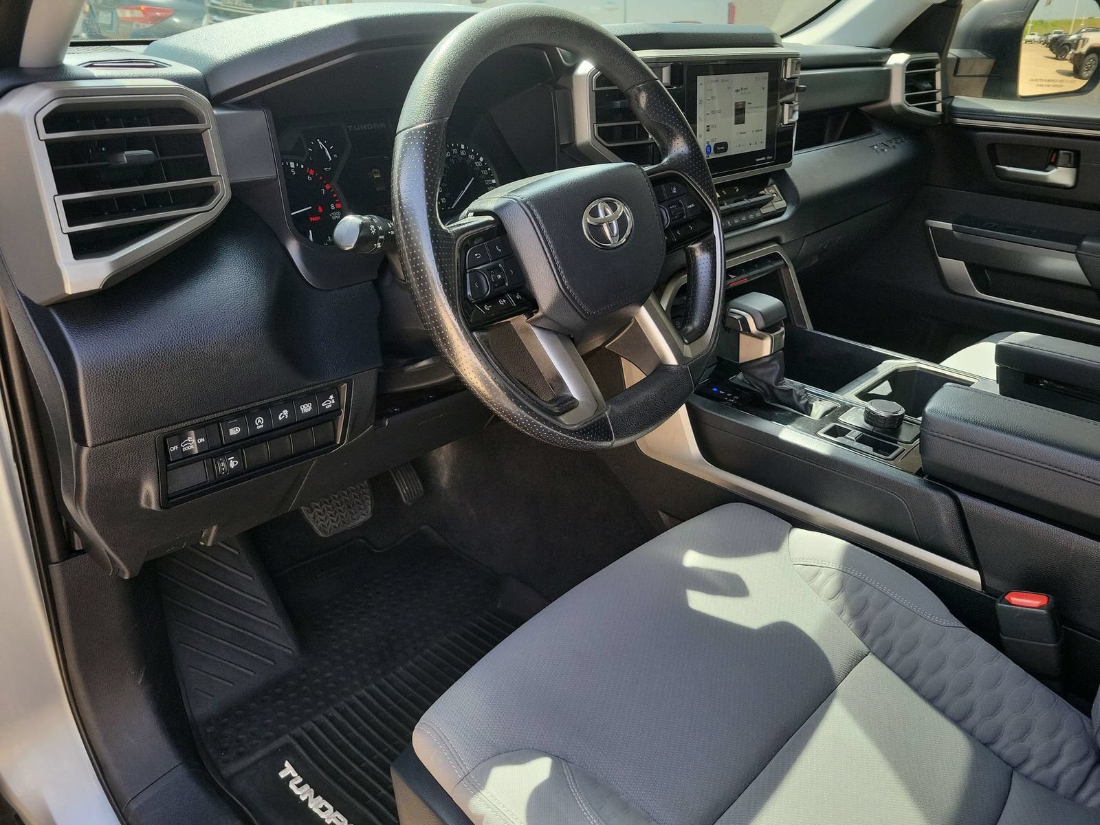 Used 2023 Toyota Tundra SR5 AWD/4WD image 10