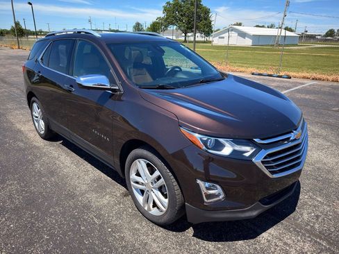 Used 2020 Chevrolet Equinox Premier AWD/4WD image 11