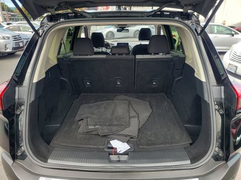 Used 2023 Nissan Rogue SV FWD image 10