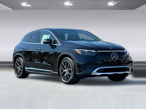 New 2026 Mercedes-Benz EQE 320 4MATIC SUV image 7
