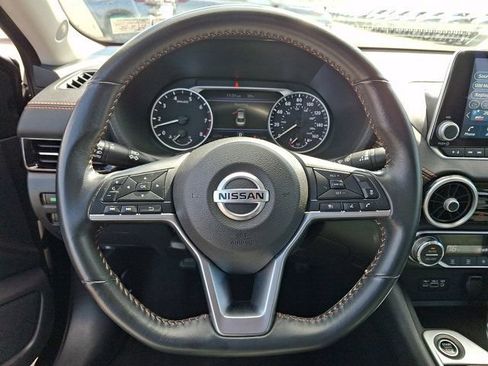 Used 2023 Nissan Sentra SR w/ Electronics Package FWD image 19