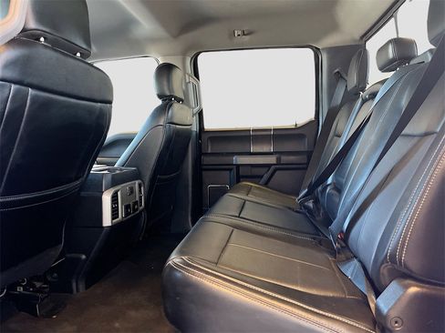 Used 2021 Ford F350 Lariat w/ Chrome Package image 22