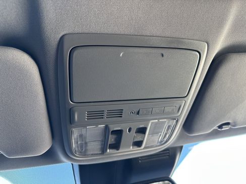 Used 2020 Honda CR-V Touring image 70