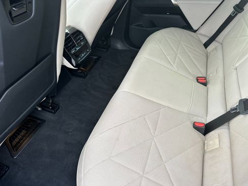 Used 2024 BMW iX xDrive50 w/ Sport Package image 12