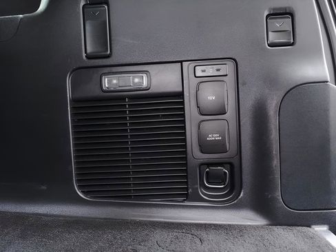 Used 2025 Ford Expedition Max Platinum AWD/4WD image 43