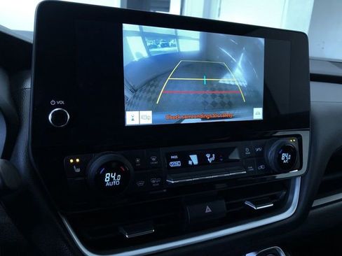 Certified 2025 Toyota Grand Highlander AWD image 29