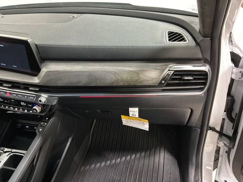 Used 2025 Kia Telluride SX Prestige X-Line AWD/4WD image 16