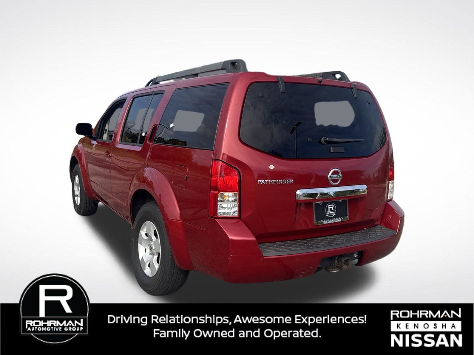 Used 2010 Nissan Pathfinder S AWD/4WD image 7