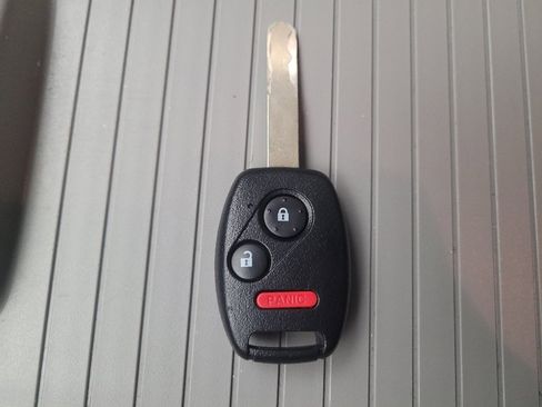 Used 2013 Honda CR-V LX image 32