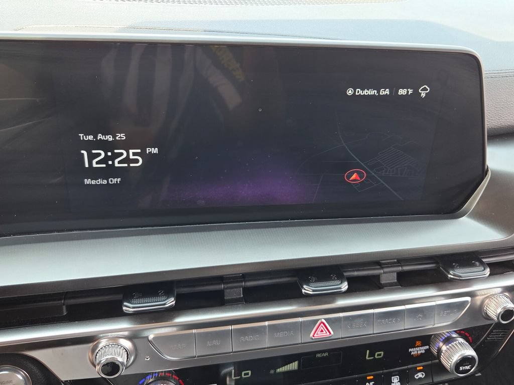 Used 2025 Kia Telluride S FWD image 21