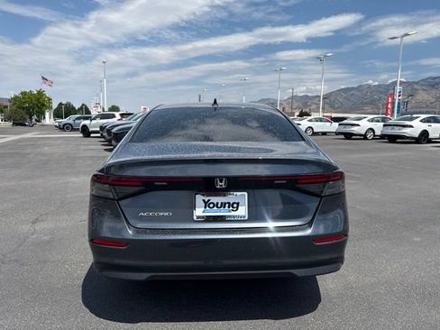 Used 2023 Honda Accord EX image 5