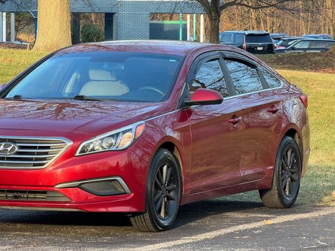 Used 2016 Hyundai Sonata SE FWD image 16