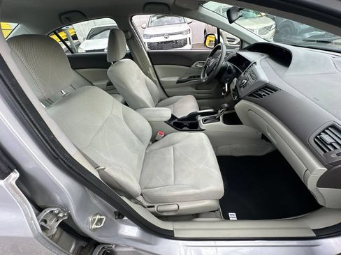 Used 2012 Honda Civic LX image 31