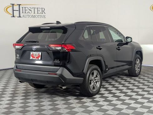 Used 2024 Toyota RAV4 XLE w/ Convenience Package AWD/4WD image 7