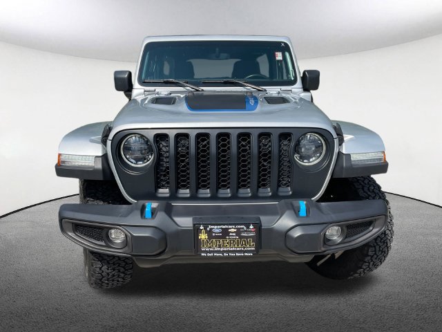 Used 2023 Jeep Wrangler Unlimited Rubicon 4xe w/ Dual Top Group AWD/4WD image 3