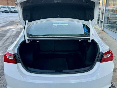 Used 2020 Chevrolet Malibu LS image 8