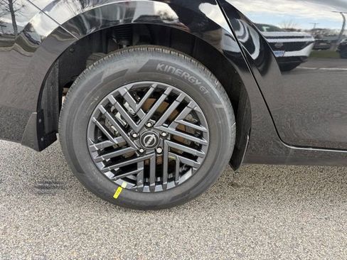 New 2026 Nissan Sentra SV w/ SV Convenience Package FWD image 11