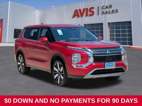 Used 2025 Mitsubishi Outlander SE AWD/4WD image 3