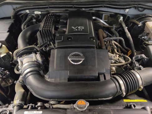 Used 2019 Nissan Frontier SV image 30