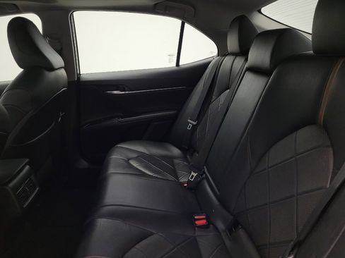 Used 2018 Toyota Camry XLE w/ Audio Package image 18