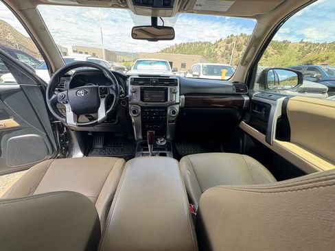 Used 2016 Toyota 4Runner Limited AWD/4WD image 4