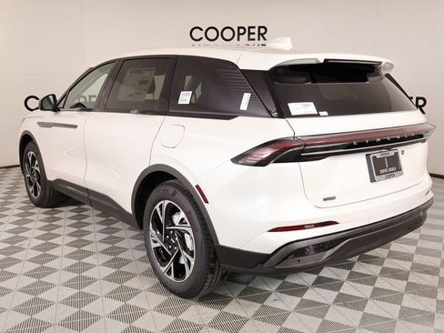 New 2026 Lincoln Nautilus Premier w/ Jet Appearance Package AWD/4WD image 23