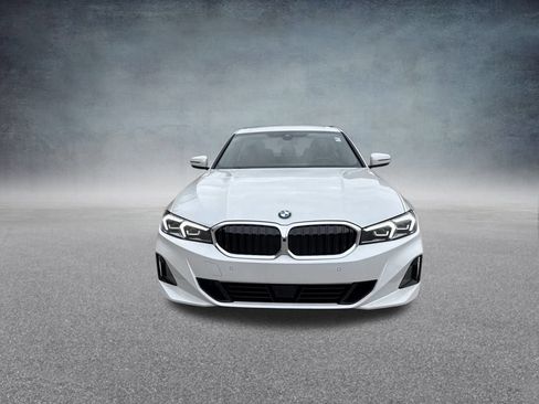 Used 2026 BMW 330i xDrive Sedan AWD/4WD image 10