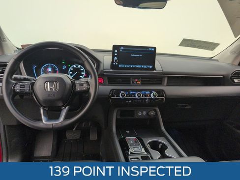 Used 2024 Honda Pilot Touring image 7