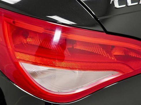 Used 2017 Mercedes-Benz CLA 250 4MATIC image 44