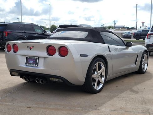 Used 2008 Chevrolet Corvette Convertible w/ Preferred Equipment Group RWD image 5